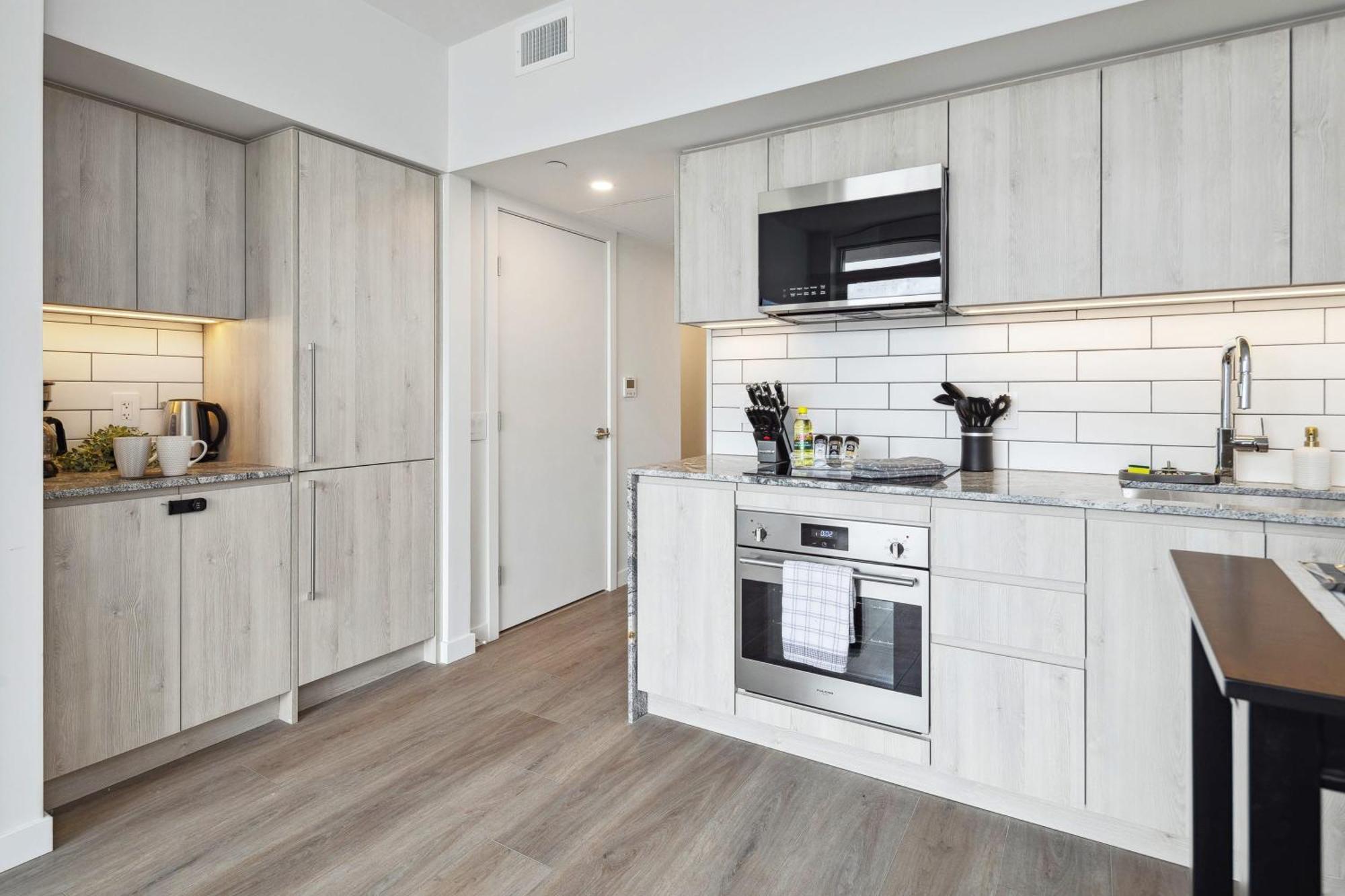 Brand New City Apt In Downtown 溫哥華 外观 照片