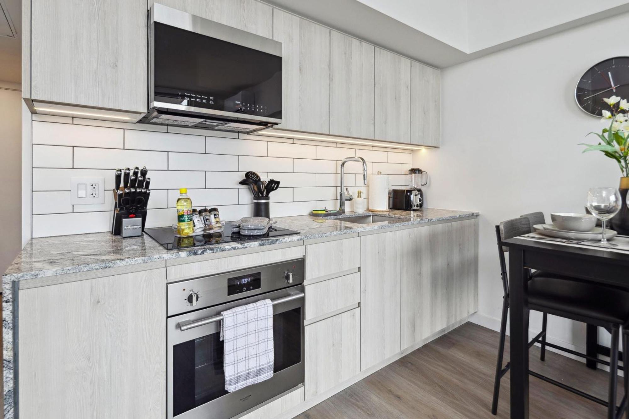Brand New City Apt In Downtown 溫哥華 外观 照片